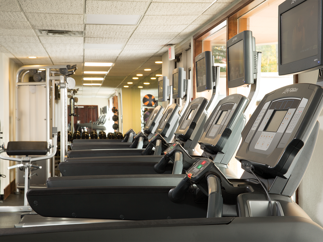 Fitness Center – Cardio Machines